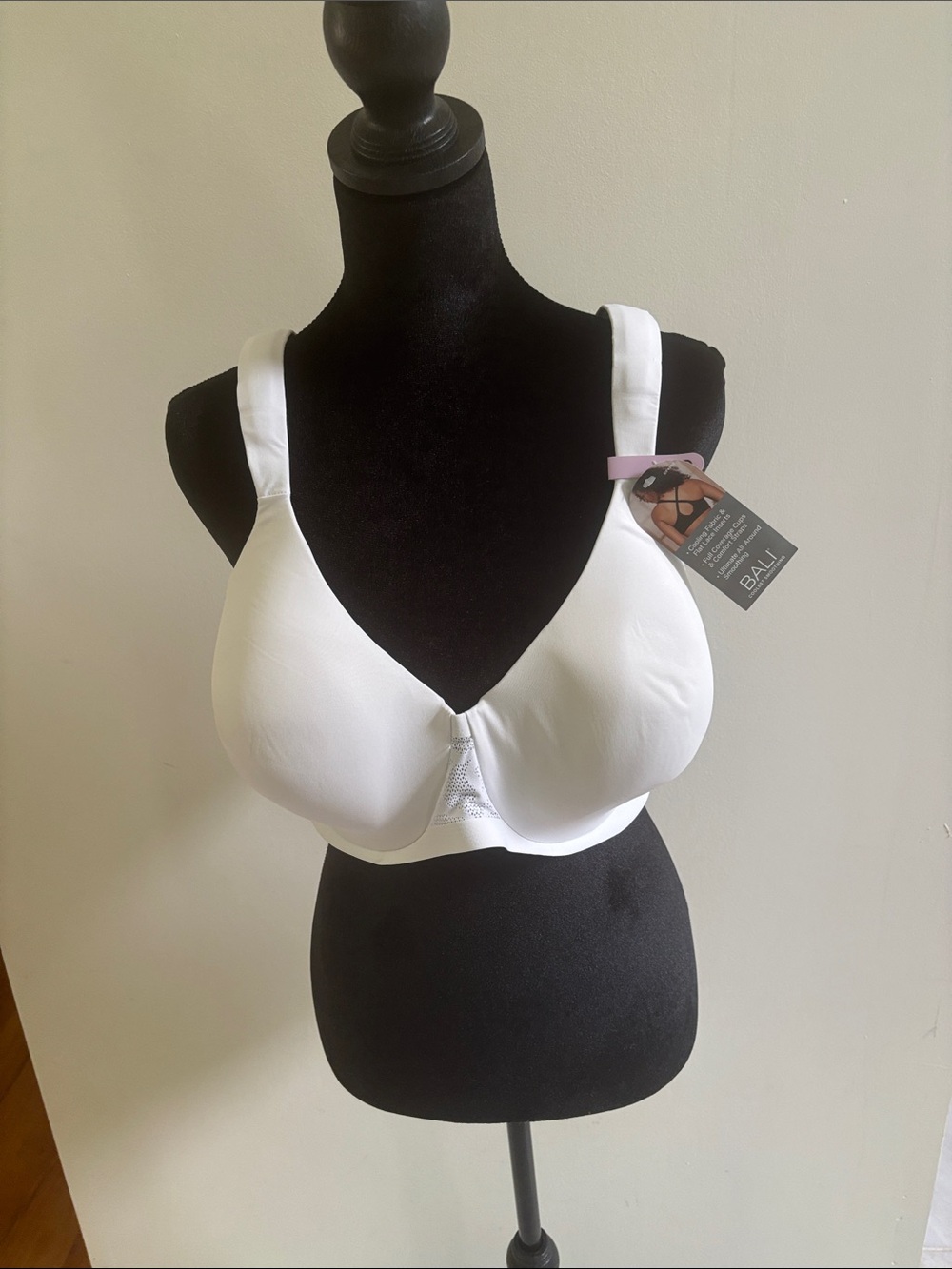 Bali White Seamless Full-Coverage Support Bra